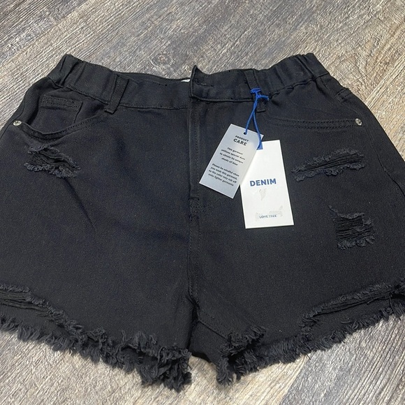 Short for women - Picture 2 of 10